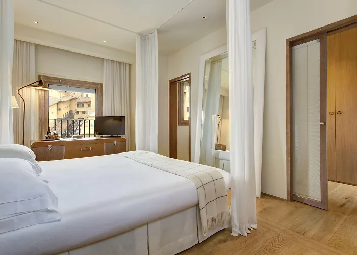 Otel Continentale - Lungarno Collection Floransa
