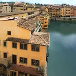 Hotel Continentale - Lungarno Collection 4*