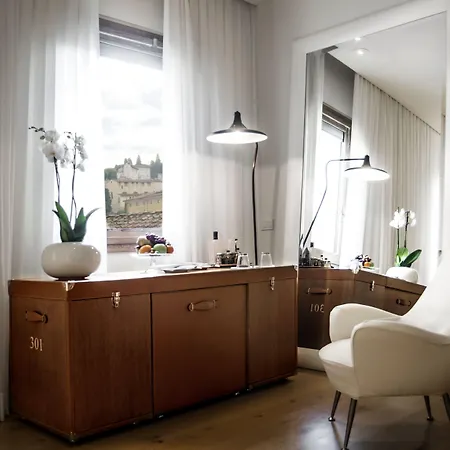Hotel Continentale - Lungarno Collection 4*