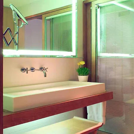 Continentale - Lungarno Collection 4*
