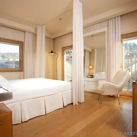 Continentale - Lungarno Collection 4*